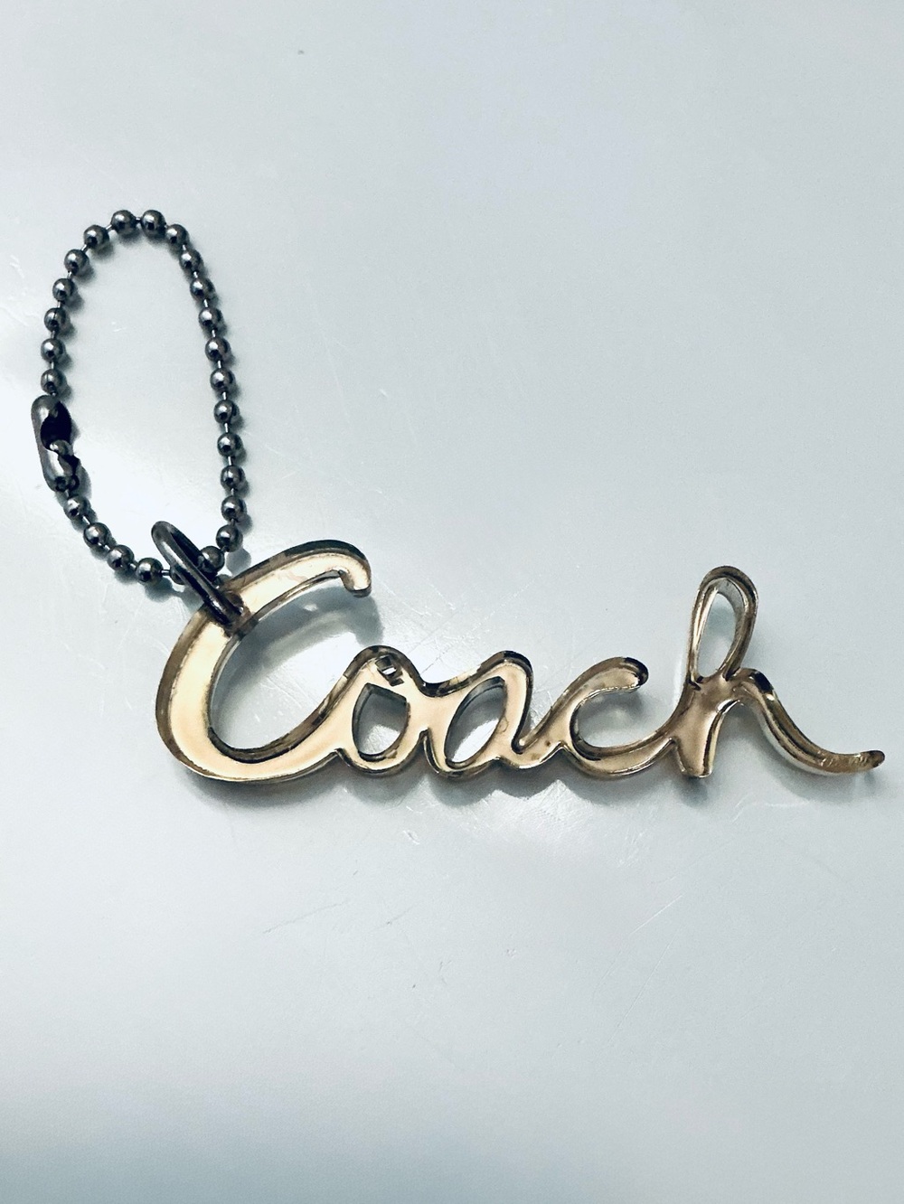 COACH, Poppy Y2K Clear Metallic Gold Script Keychain or Bag Tag - Picture 4 of 6